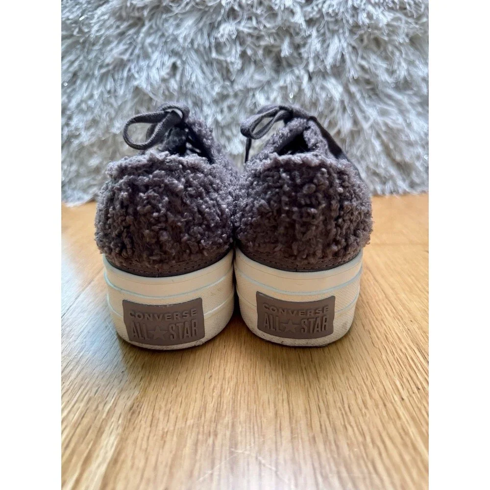 Converse womens chuck